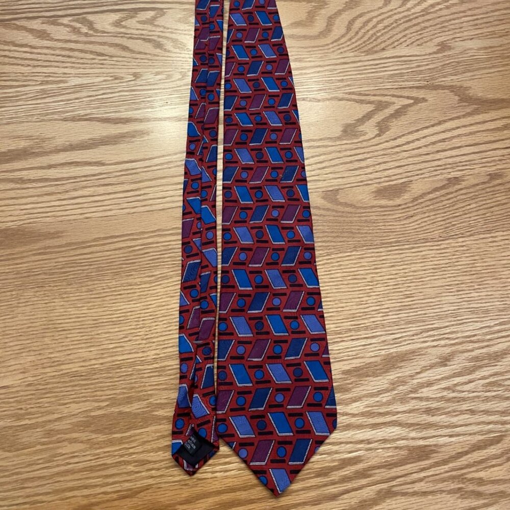 Reds/Blues Geometric Designed Tie